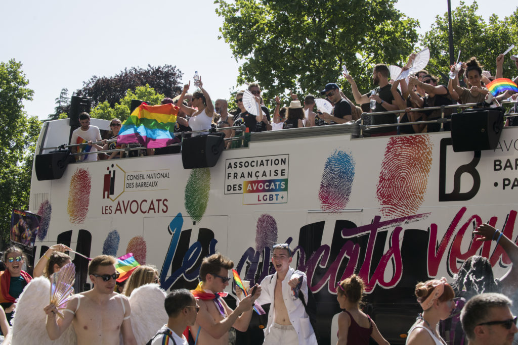 Association française des avocats LGBT - char des avocats